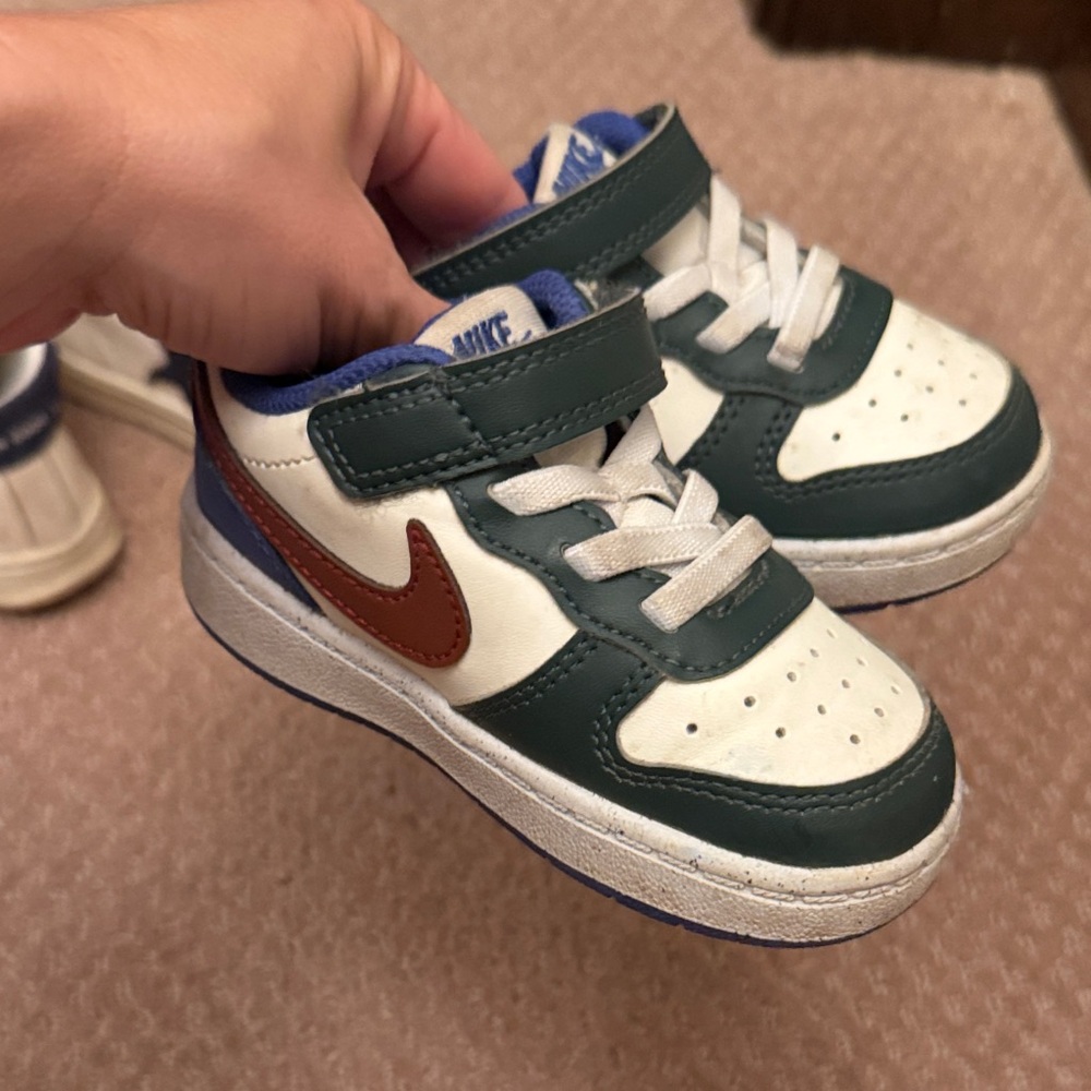 Nike Court Borough